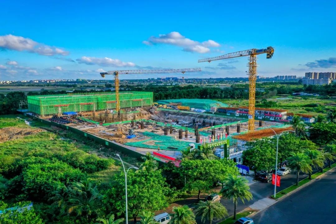 the-first-building-of-china-mobile-hainan-haikou-free-trade-port-idc