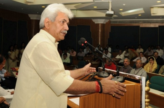 Telecom-minister-Manoj-Sinha-on-spectrum-auction.jpg